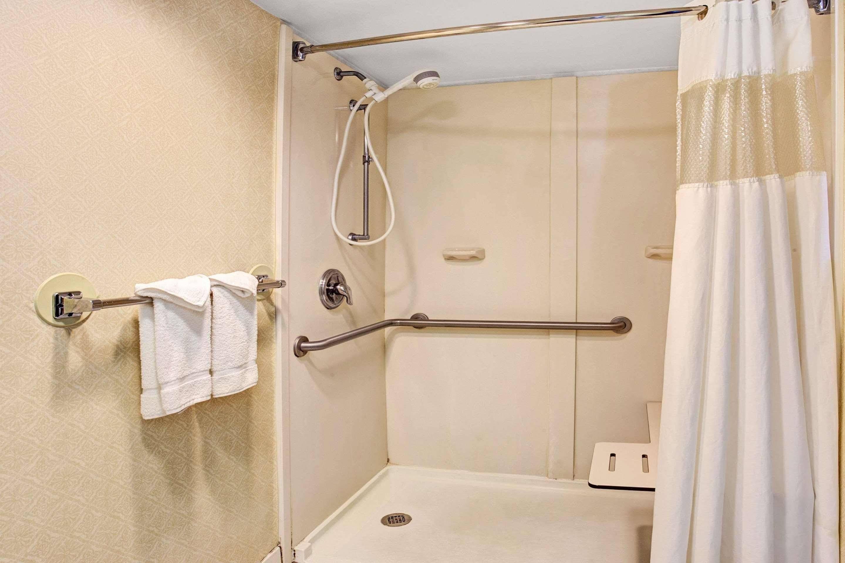 Holiday Inn Indianapolis - Airport Area N By Ihg المظهر الخارجي الصورة