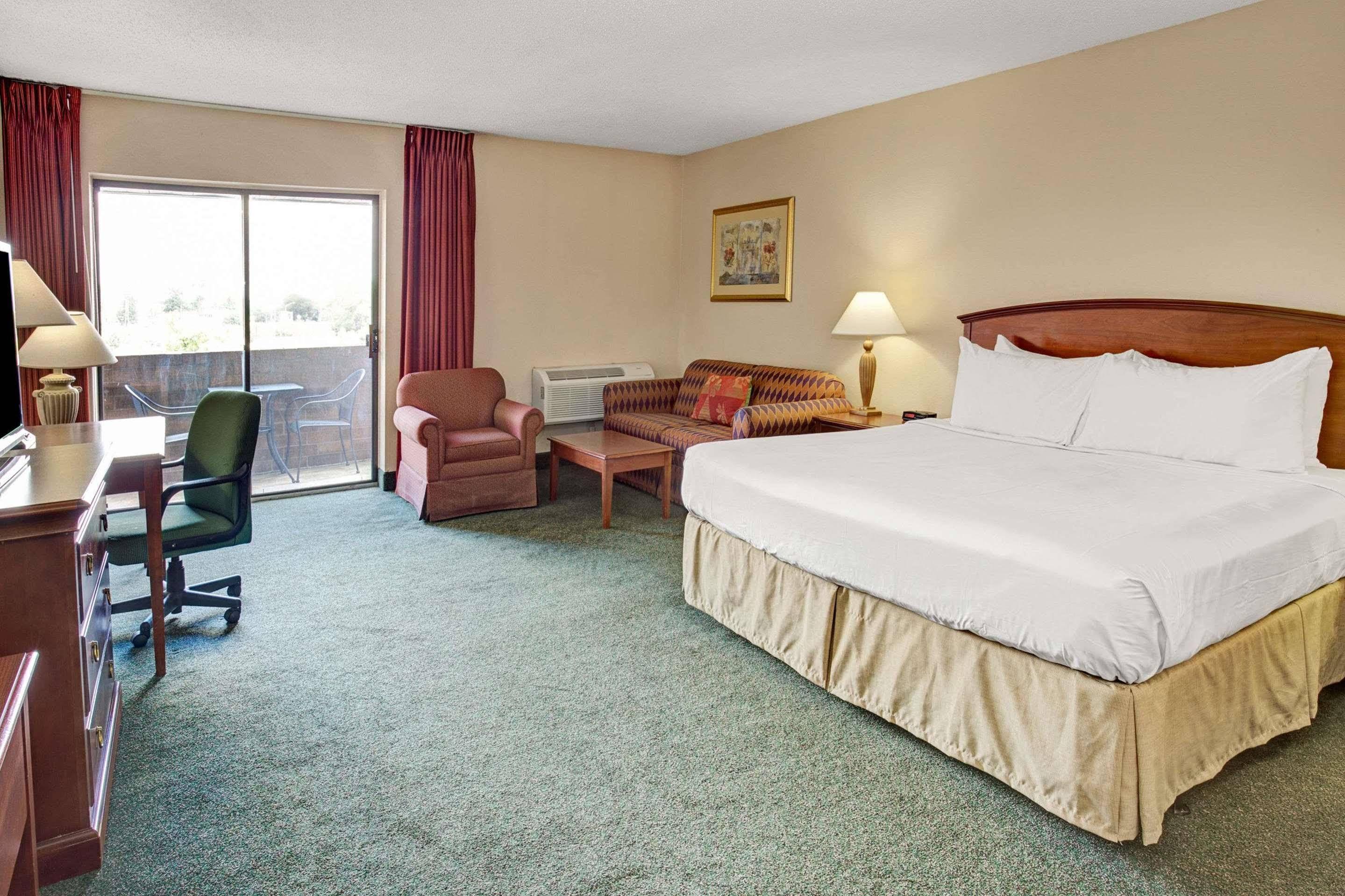 Holiday Inn Indianapolis - Airport Area N By Ihg المظهر الخارجي الصورة