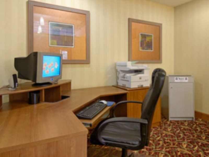 Holiday Inn Indianapolis - Airport Area N By Ihg المظهر الخارجي الصورة