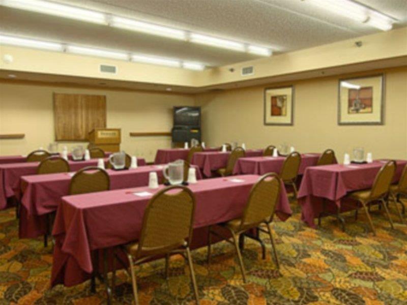 Holiday Inn Indianapolis - Airport Area N By Ihg المظهر الخارجي الصورة